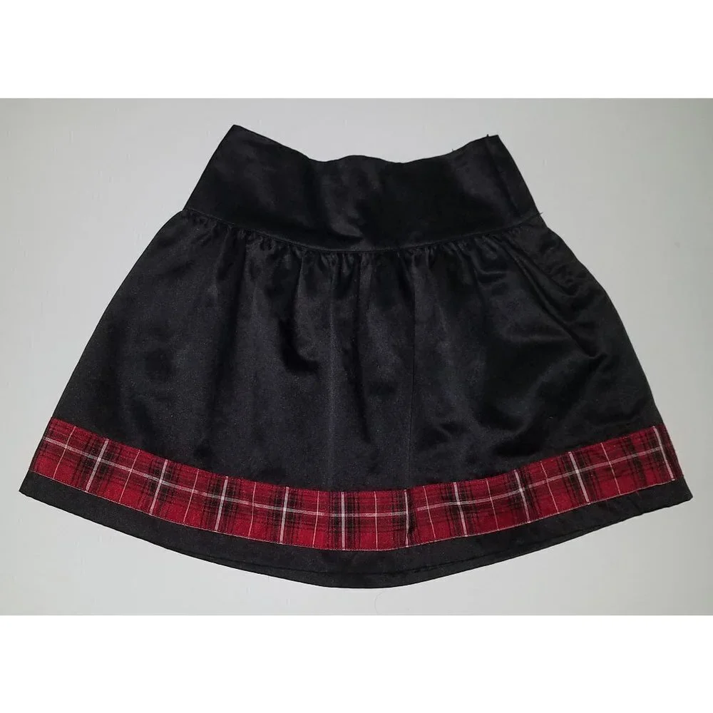 Gymboree Black Satin Red Plaid Skirt Girl's 5 Holiday Christmas Photos Party